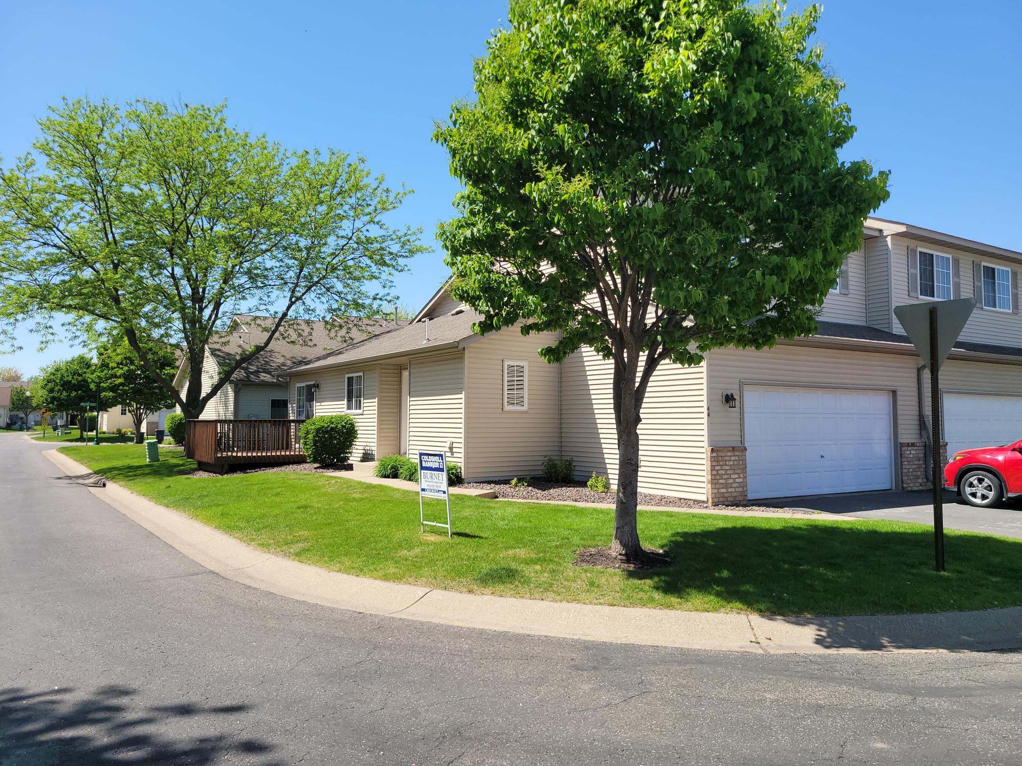 44 Willow Way