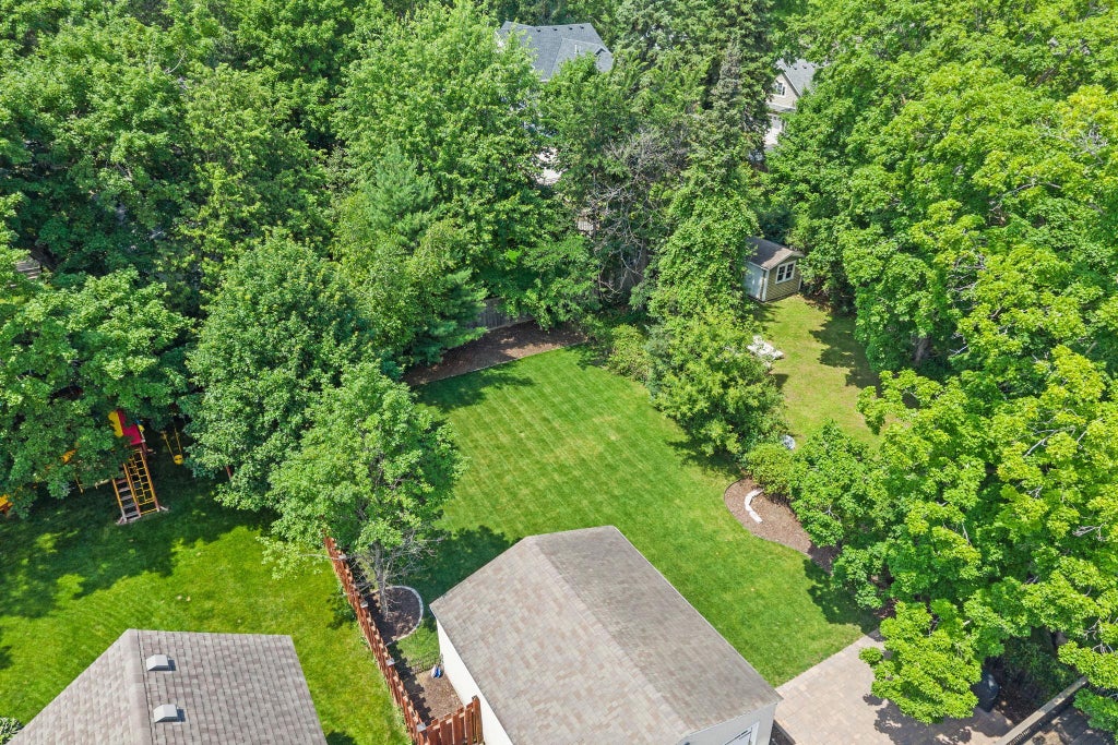 Photo of 219 Chicago Avenue N, Wayzata, MN 55391 (MLS # 7129592)