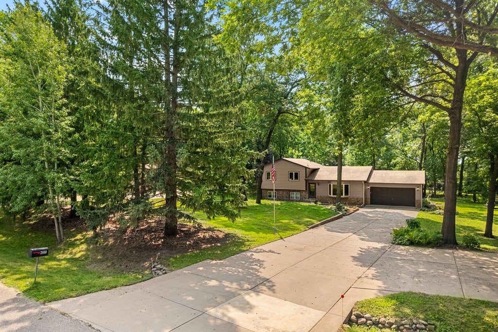Photo of 2460 277th Street W, Randolph, MN 55065 (MLS # 7124810)