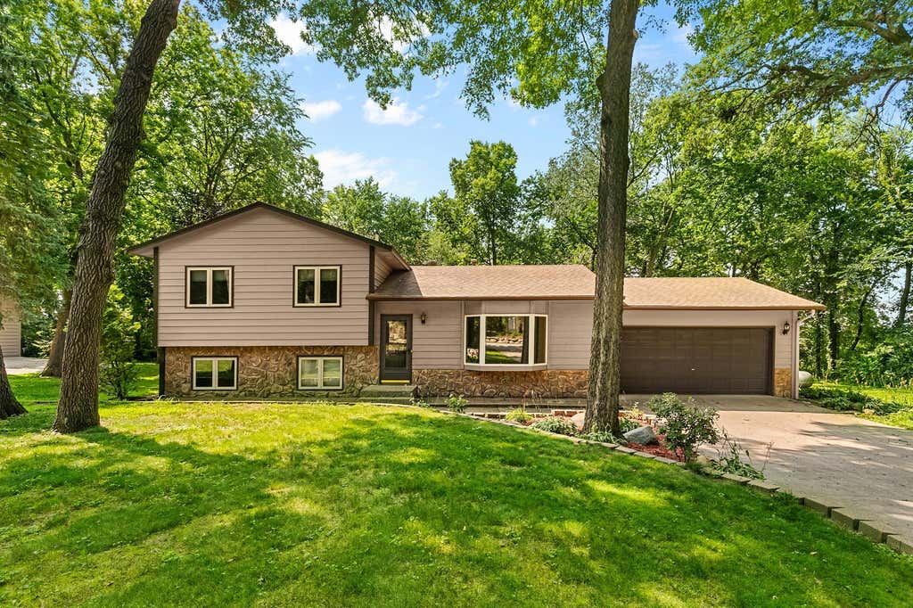 Photo of 2460 277th Street W, Randolph, MN 55065 (MLS # 7124810)