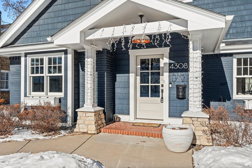 Photo of 4308 Morningside Road, Edina, MN 55416 (MLS # 7014729)