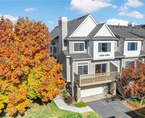 Photo of 13828 52nd Avenue N, Plymouth, MN 55446 (MLS # 6815074)