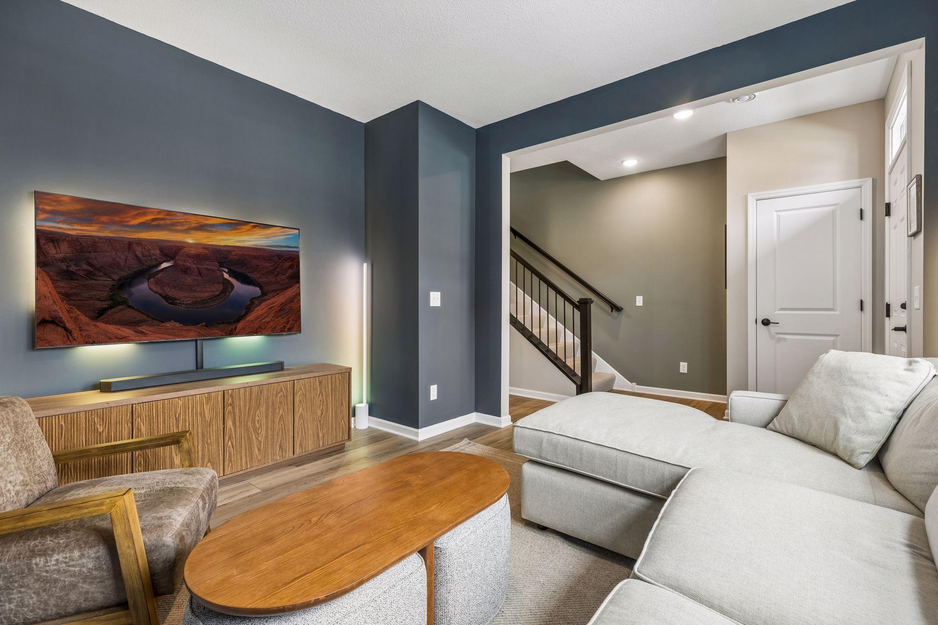 900D Mount Curve Boulevard
