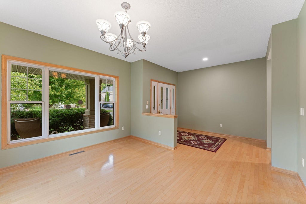 Photo of 11841 86th Avenue N, Maple Grove, MN 55369 (MLS # 7150848)