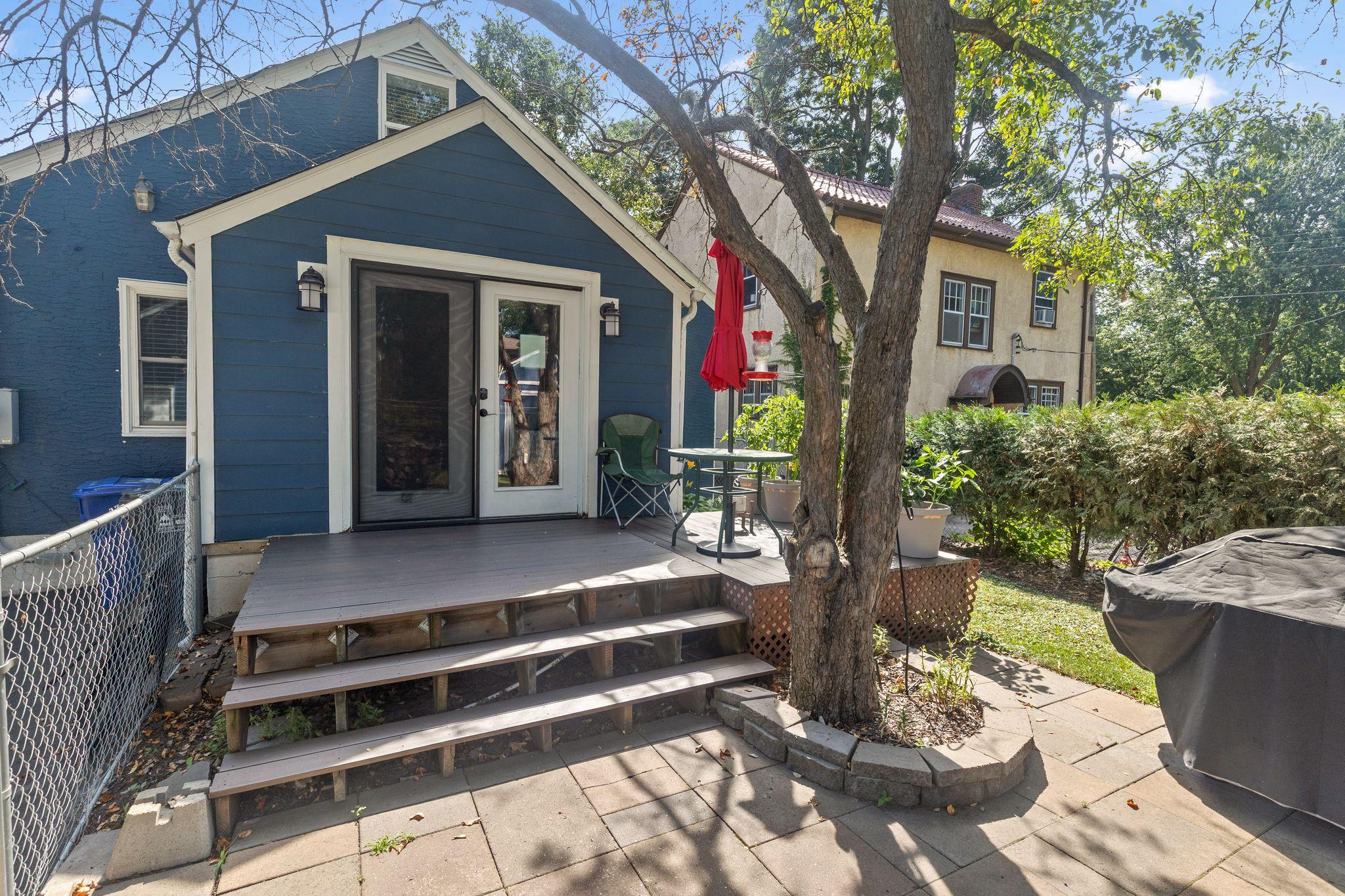 867 Delaware Avenue
