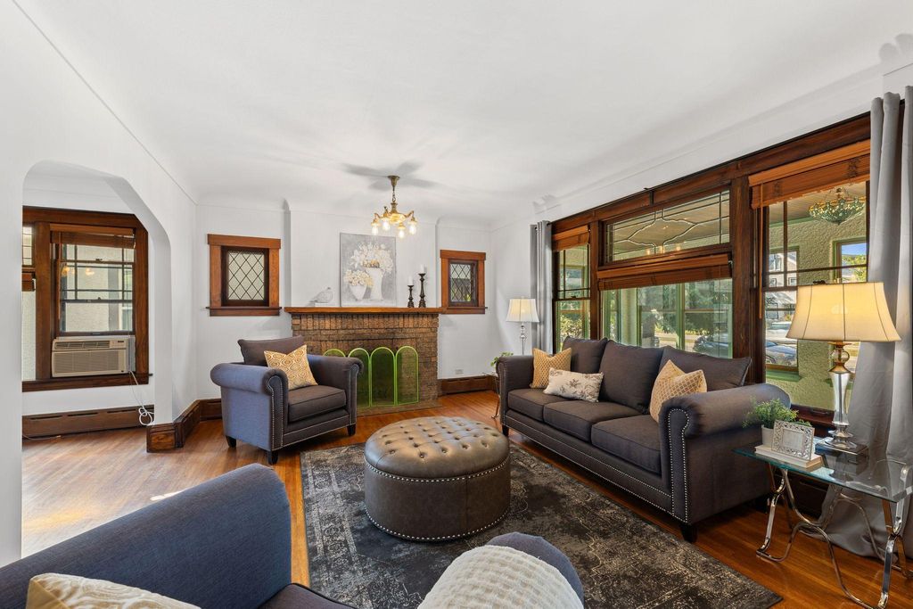 Photo of 3643 Lyndale Avenue S, Minneapolis, MN 55409 (MLS # 6826071)