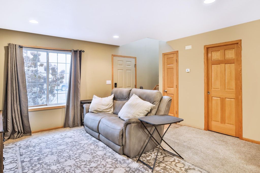 Photo of 29 6th Avenue SE, Dodge Center, MN 55927 (MLS # 7037994)