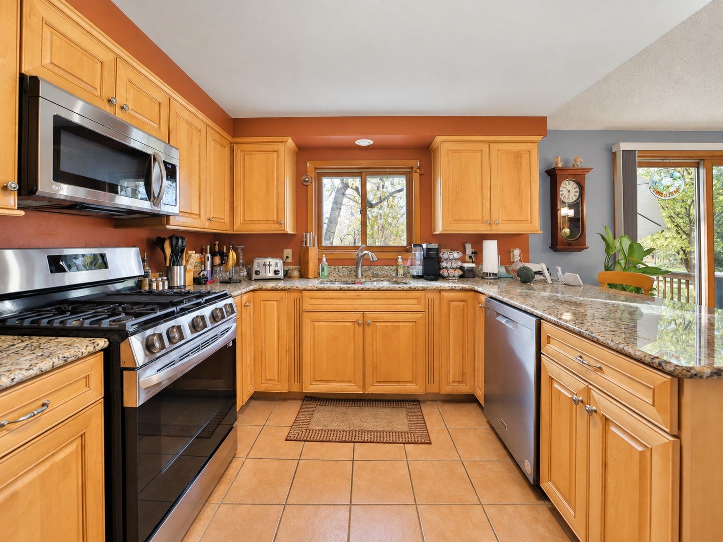 1524 Ridge Road