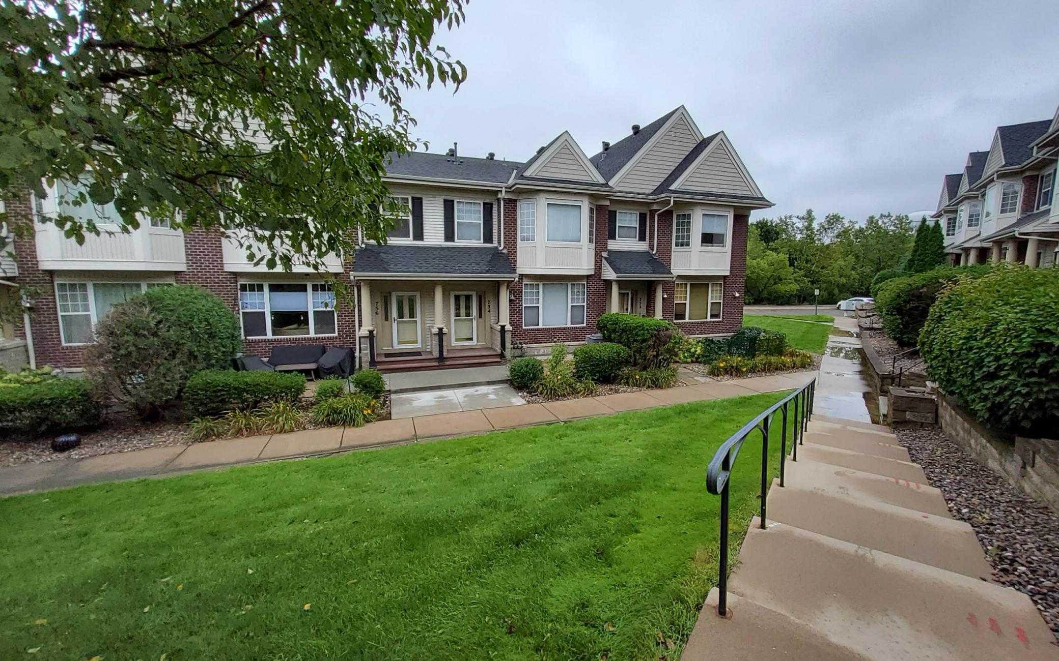 754 Wisconsin Avenue N