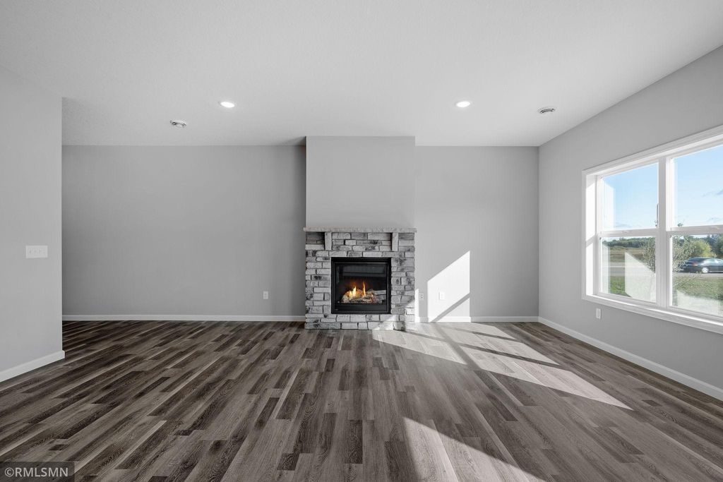 Photo of 10586 Goodview Avenue S, Cottage Grove, MN 55016 (MLS # 7020071)