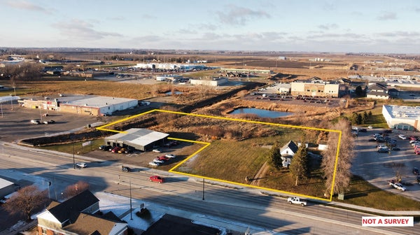 1201 OXFORD ST, WORTHINGTON, MN 56187 - Image 2c44f7e61b2ab232df0e6e405daf57d0/1704285301