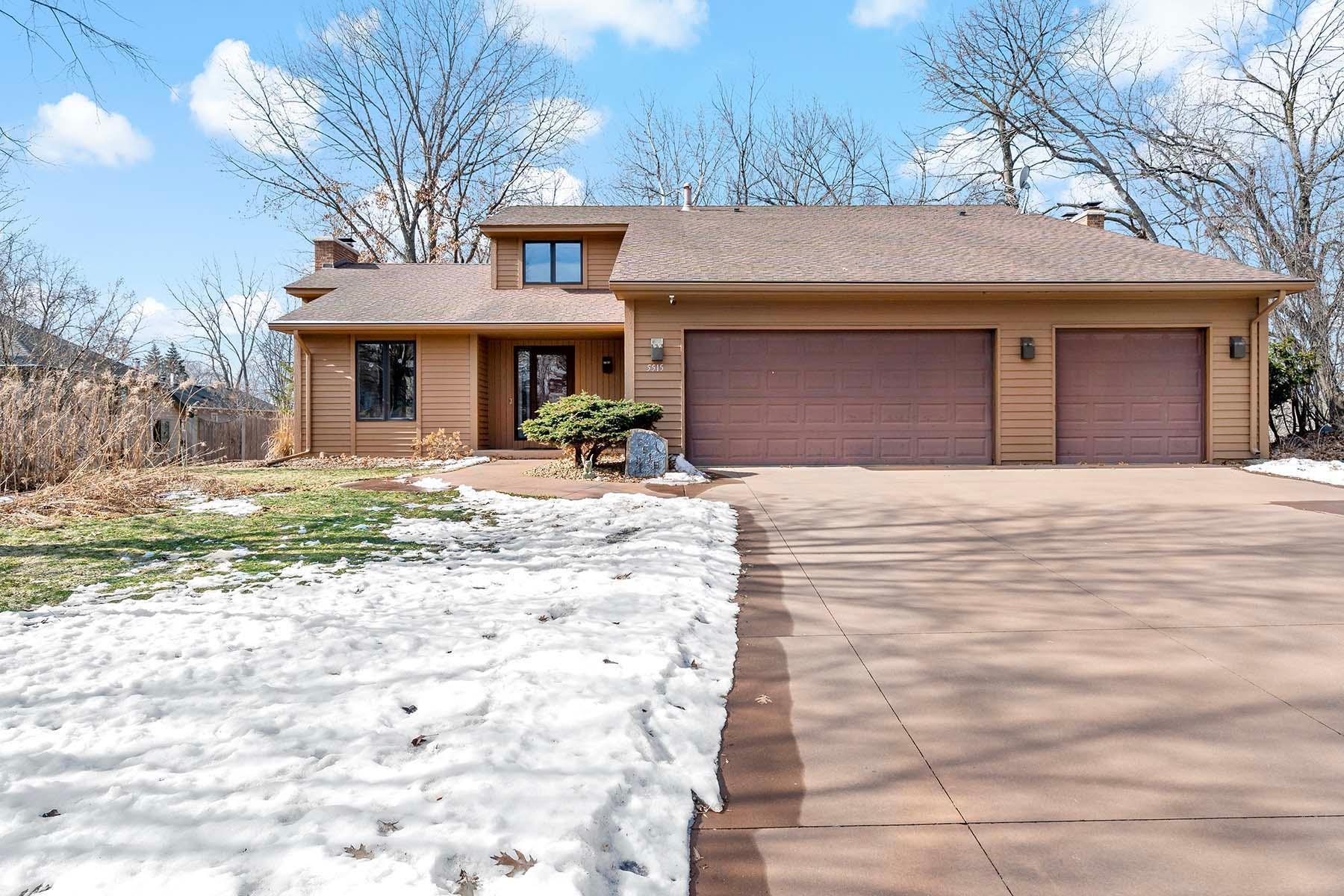 5515 Yorktown Lane N