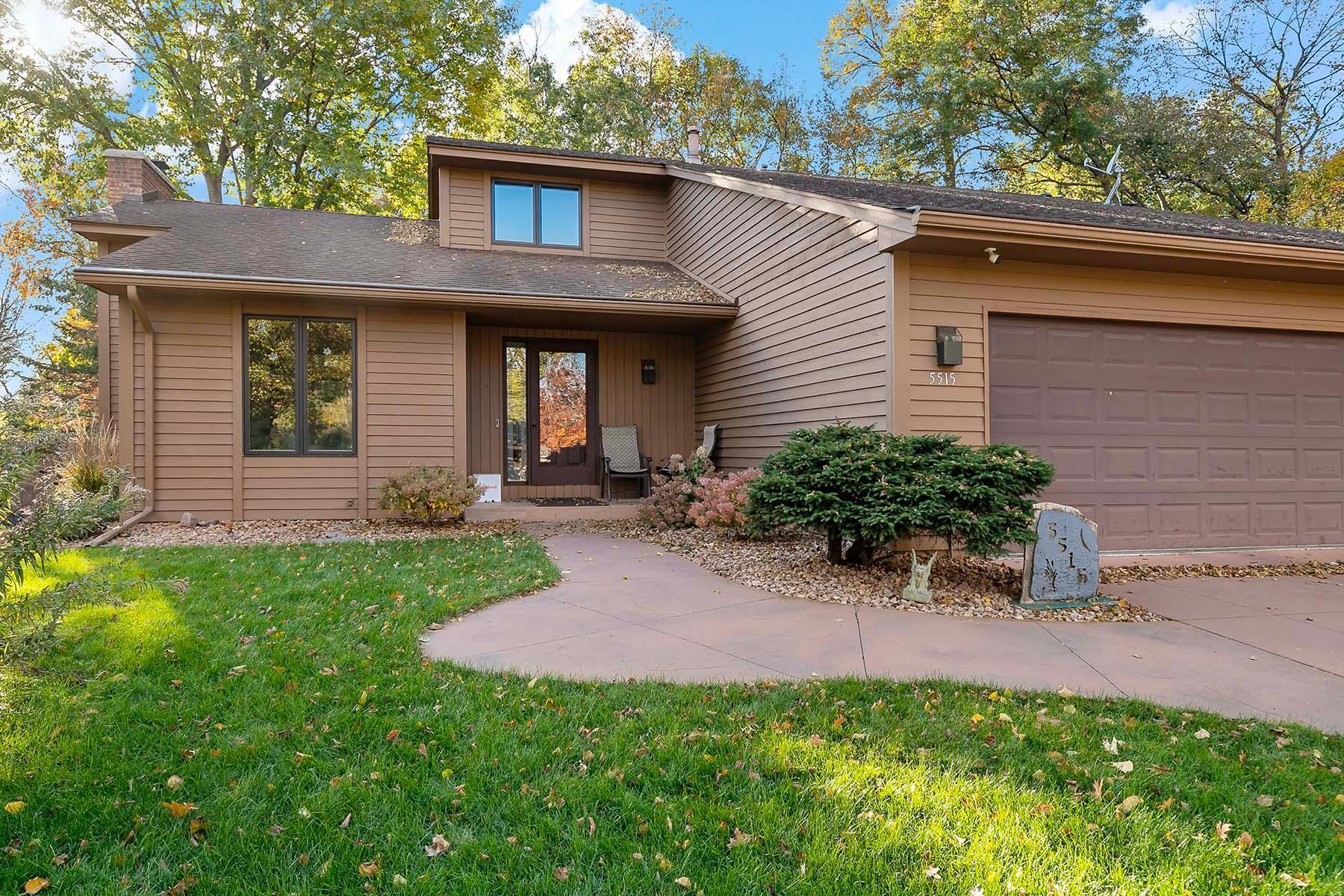 5515 Yorktown Lane N