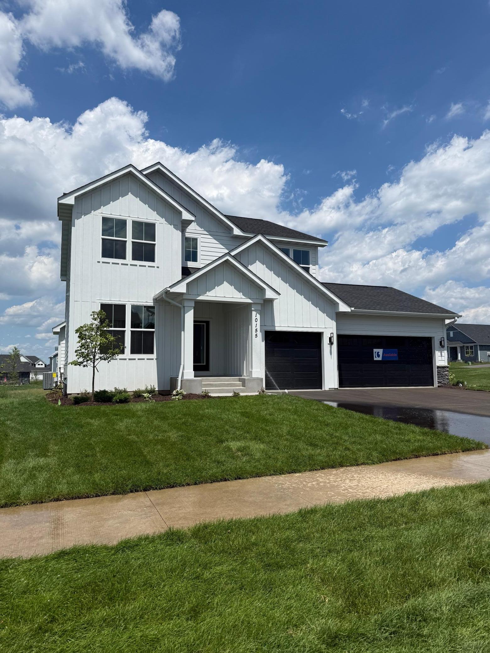 10155 Arrowwood Trail