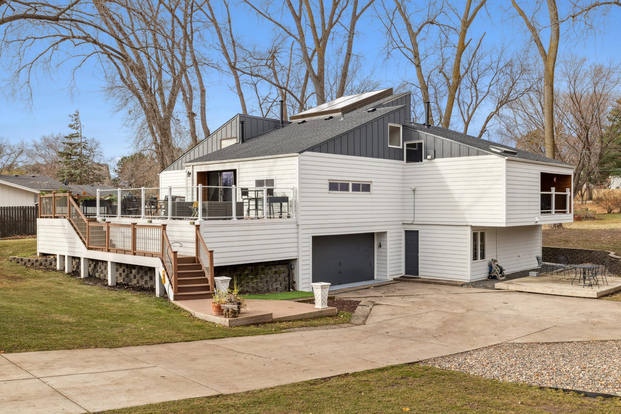 6328 Valley View Road