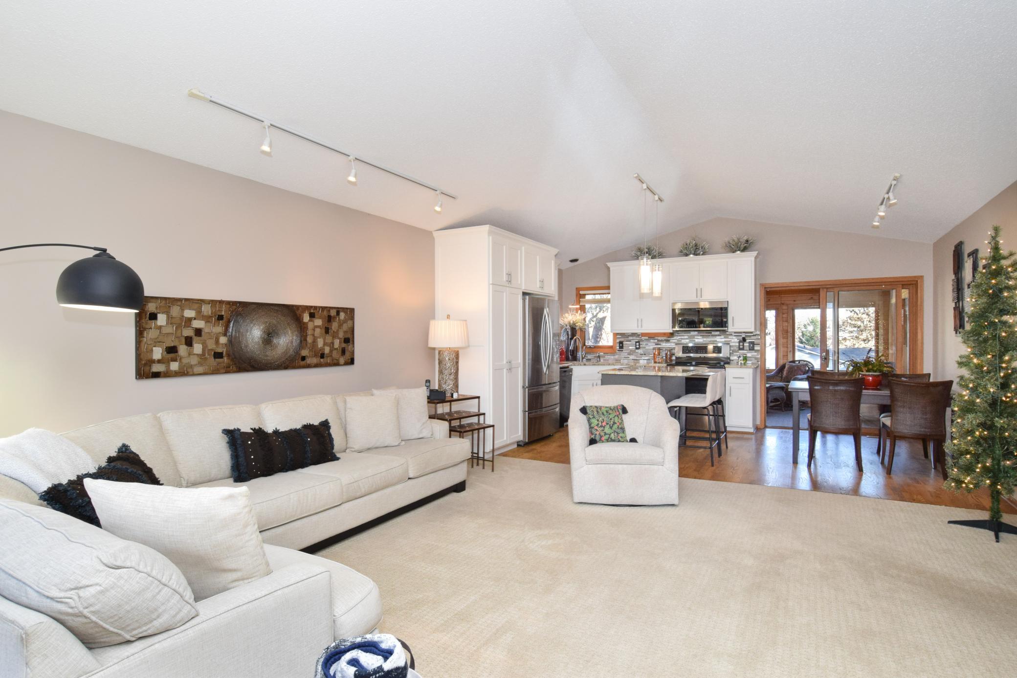 1689 Stinson Boulevard