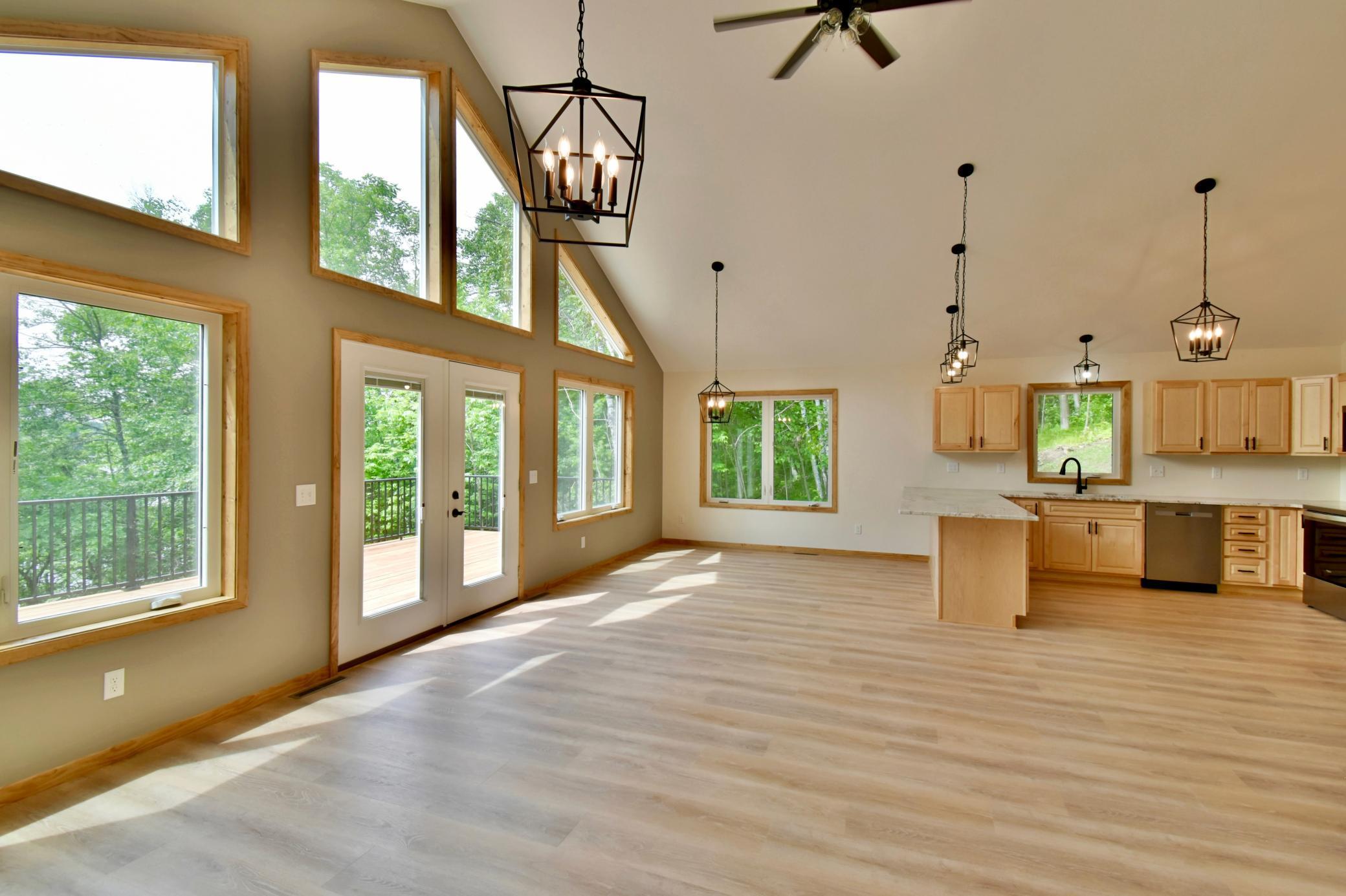 17541 N Mitchell Lake Road