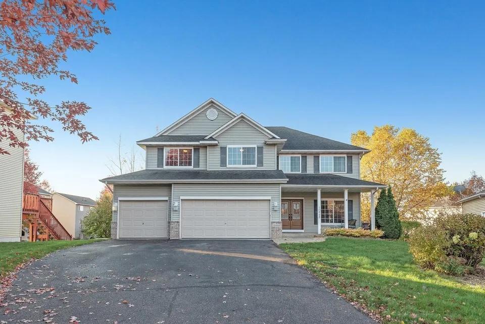 Photo of 10948 Eagle View Circle, Woodbury, MN 55129 (MLS # 7160948)