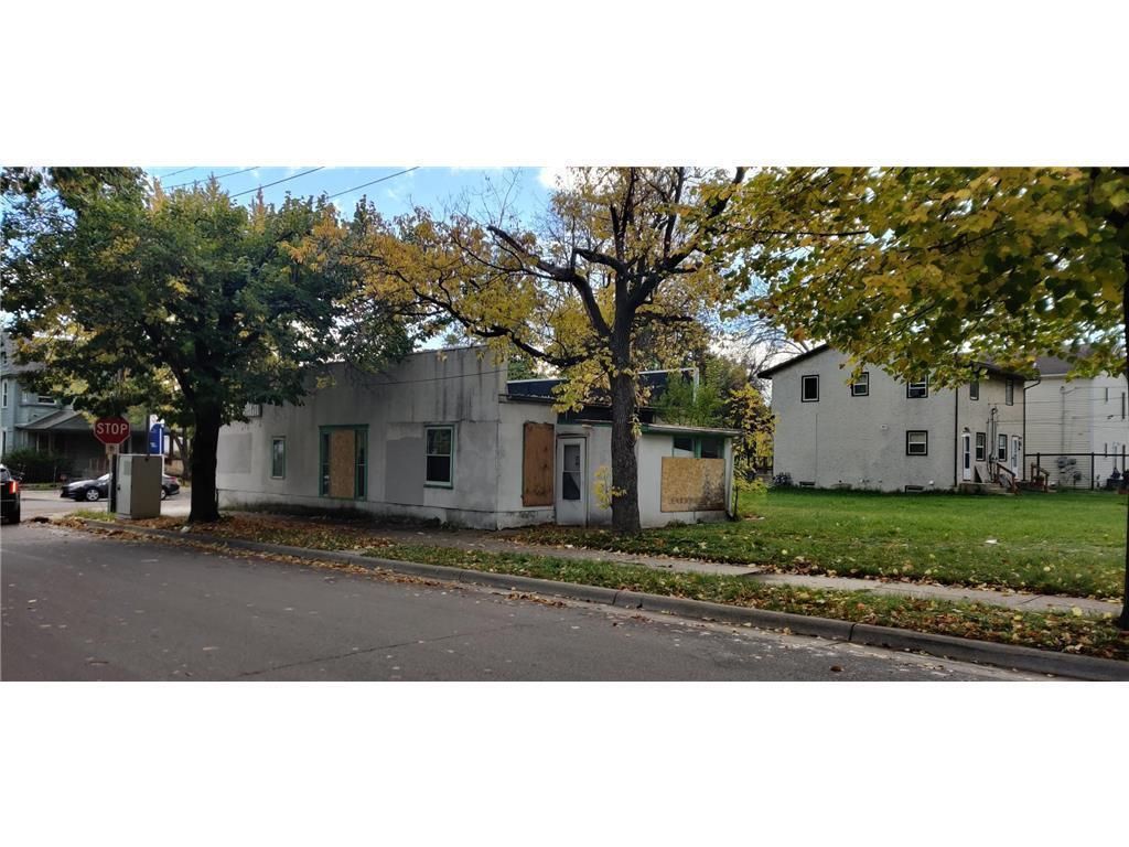 Photo of 2759 Penn Avenue N, Minneapolis, MN 55411 (MLS # 7006652)