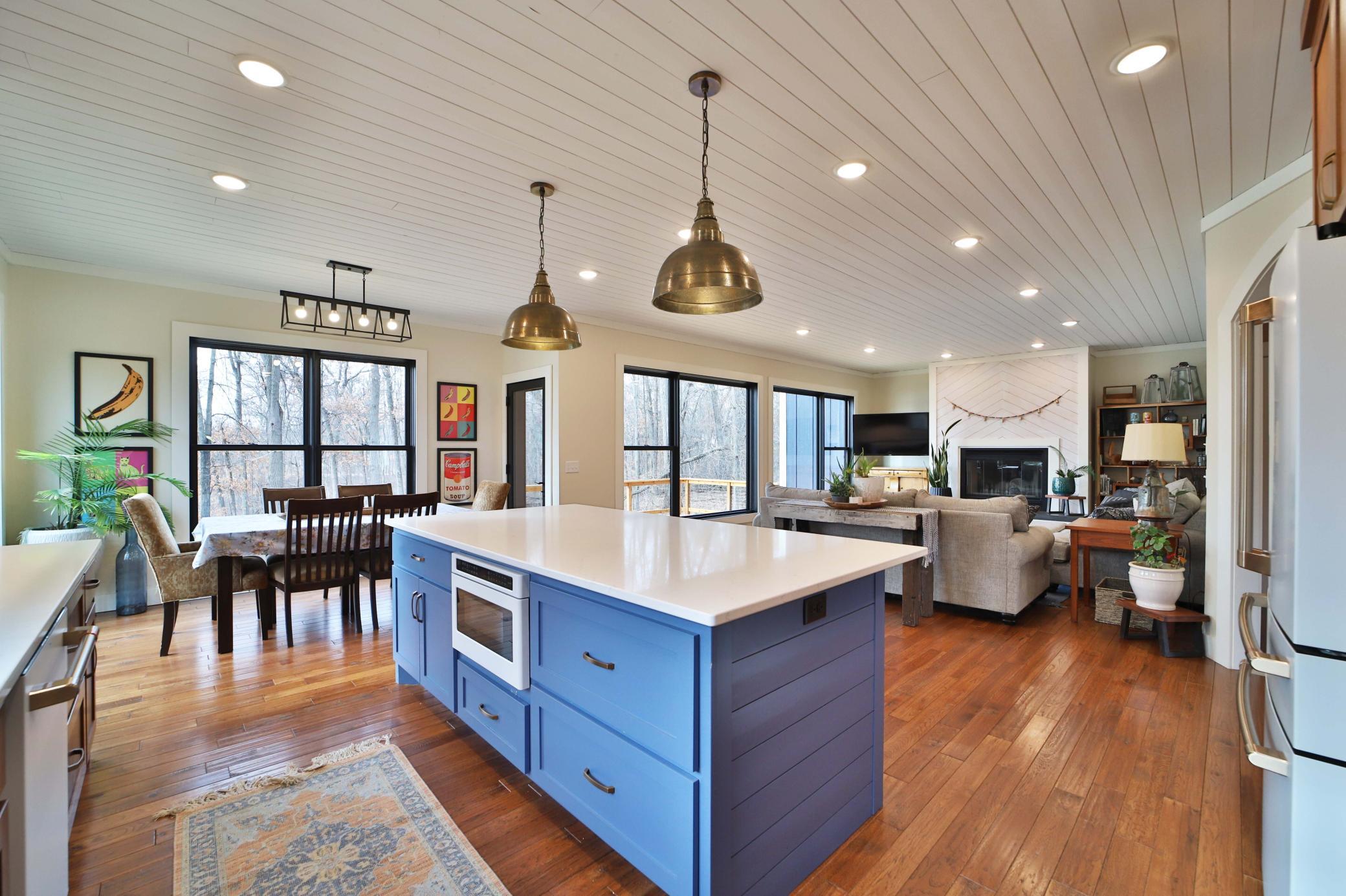 1973 W Gull River Road SW