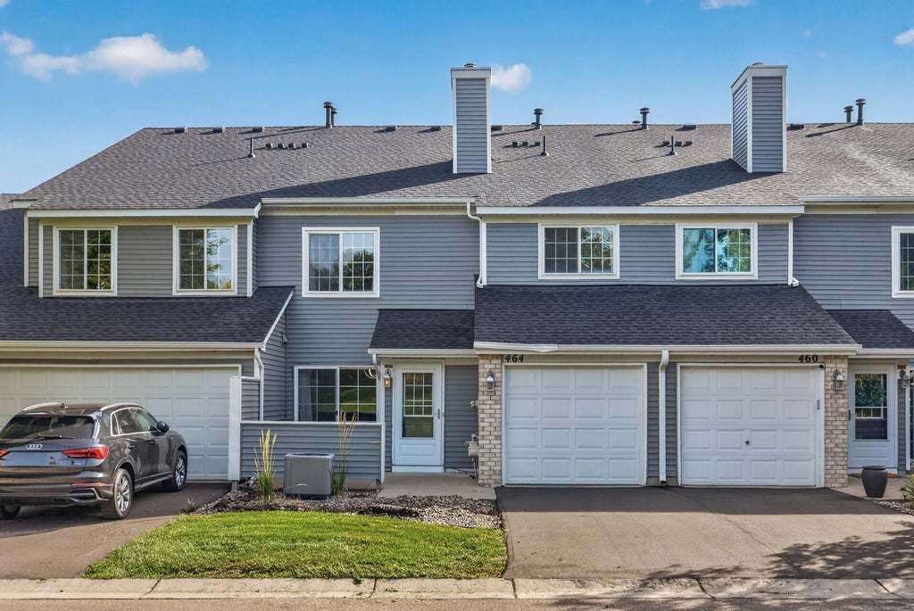 Photo of 464 Heartland Court, Chanhassen, MN 55317 (MLS # 7135512)