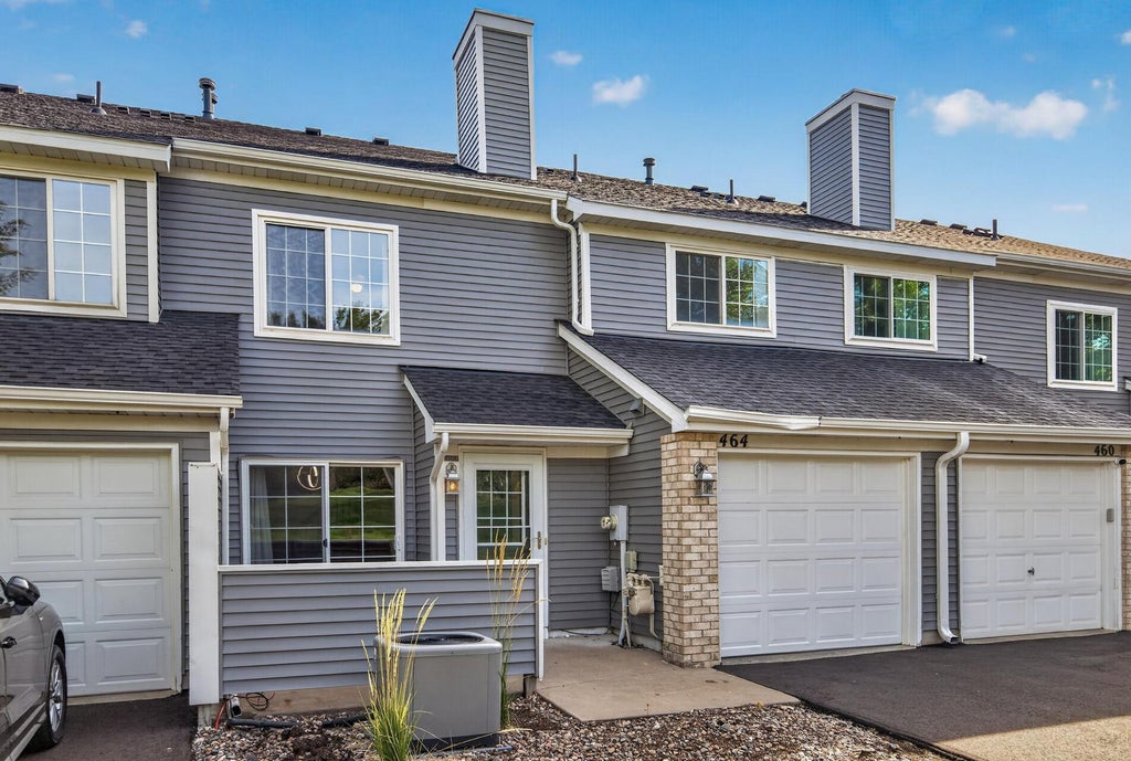 Photo of 464 Heartland Court, Chanhassen, MN 55317 (MLS # 7135512)