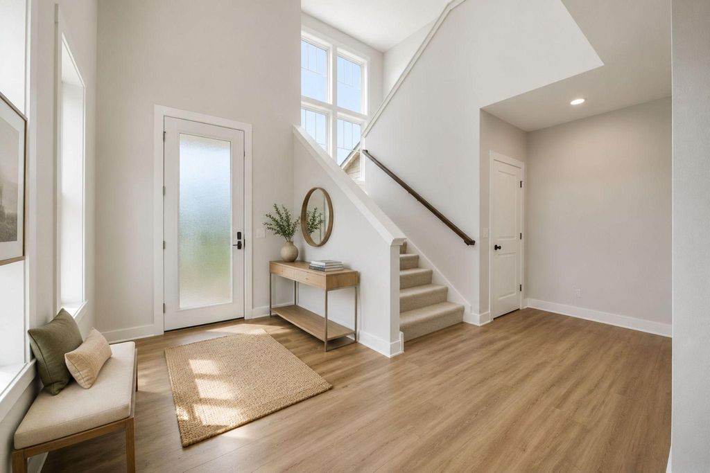 Photo of 2399 Laurie Court W, Roseville, MN 55113 (MLS # 7110238)