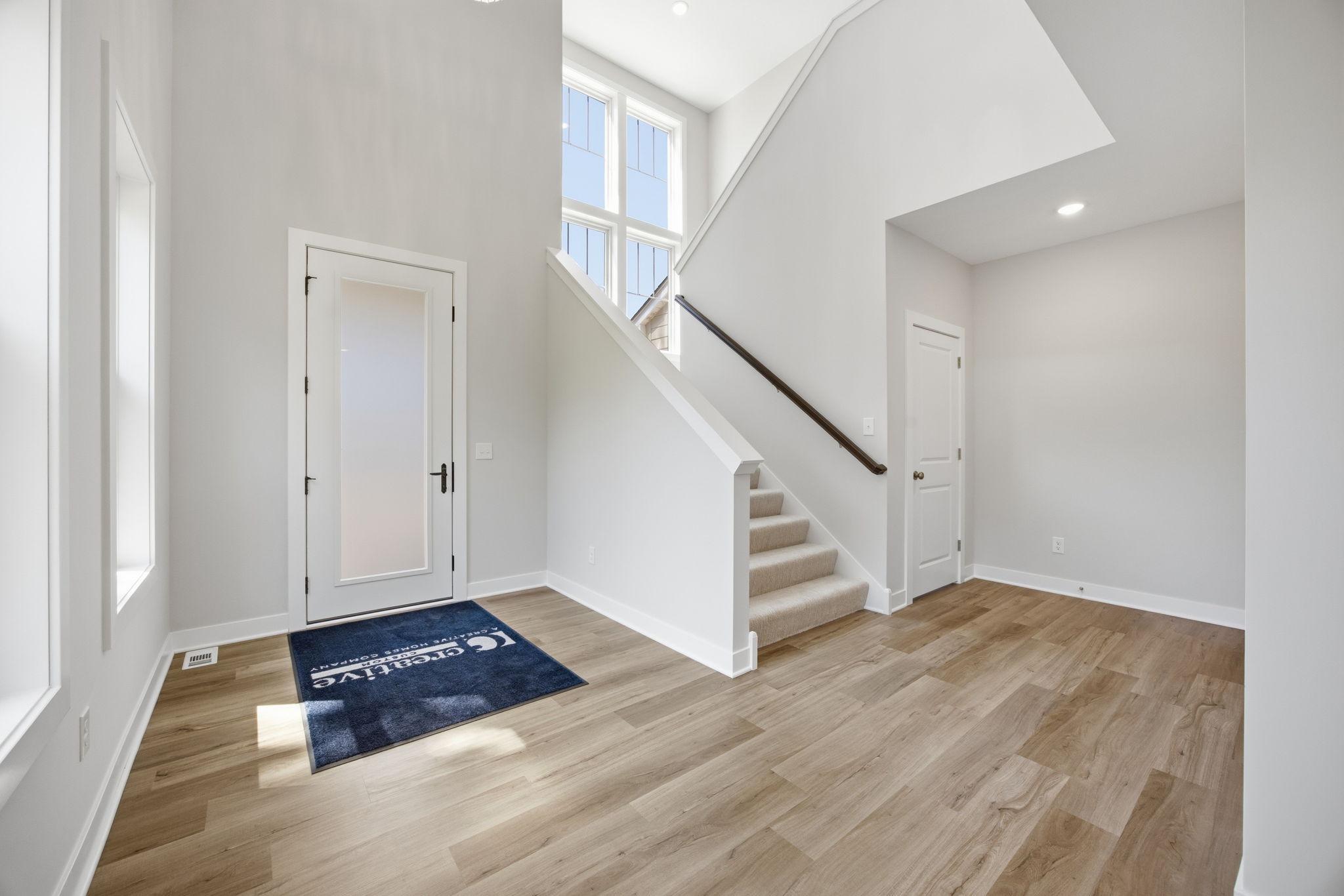 2399 Laurie Court W