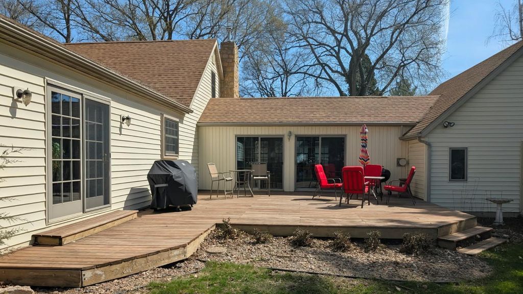 Photo of 617 N 9th Street, Montevideo, MN 56265 (MLS # 7059350)