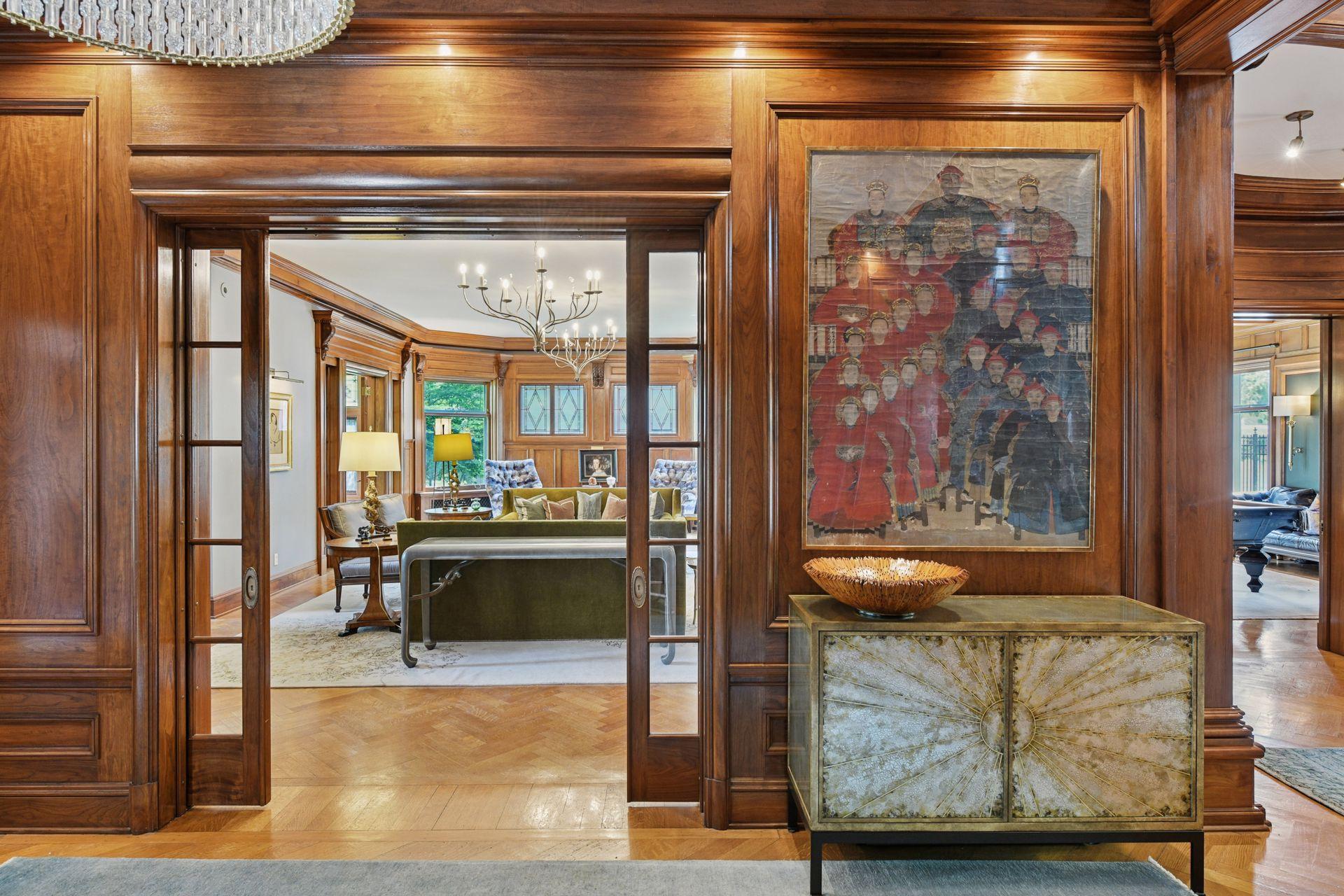 2218 Lake of the Isles Parkway W