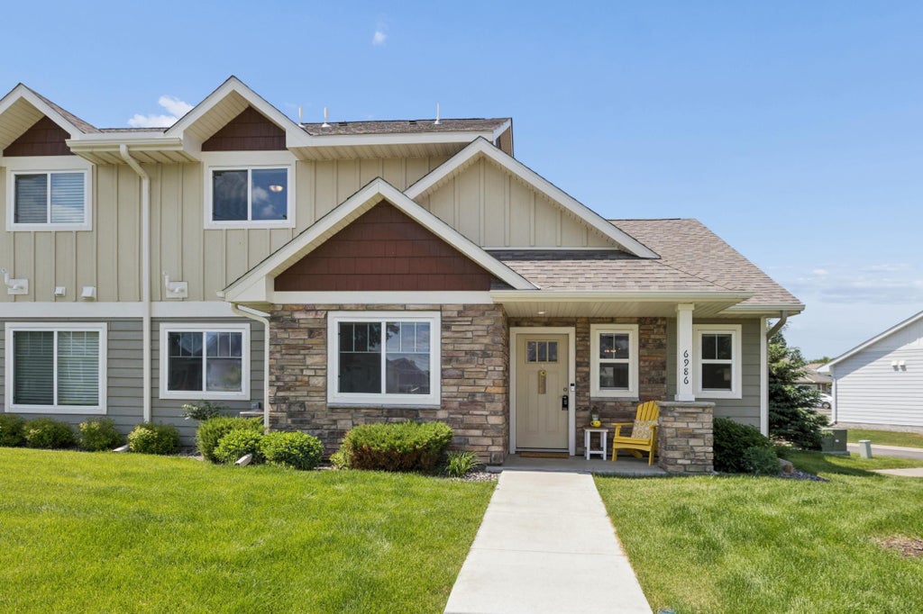 Photo of 6986 Lancaster Way NE, Albertville, MN 55301 (MLS # 7065743)
