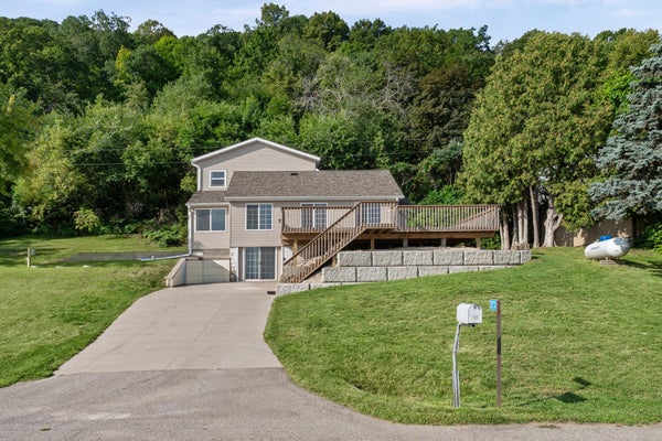 27317 FERN GLEN RD, DAKOTA, MN 55925 - Image 2c8ca88fdd2fcbdc880bf7b517feac93/2528893289