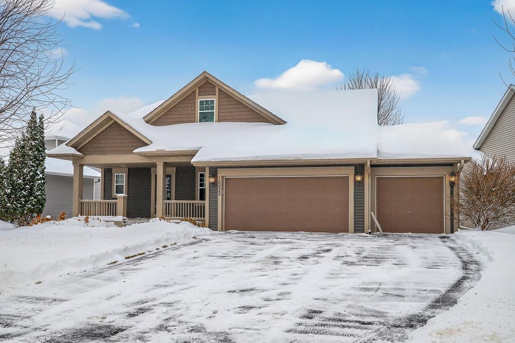 Photo of 10025 Toledo Drive N, Brooklyn Park, MN 55443 (MLS # 7002724)
