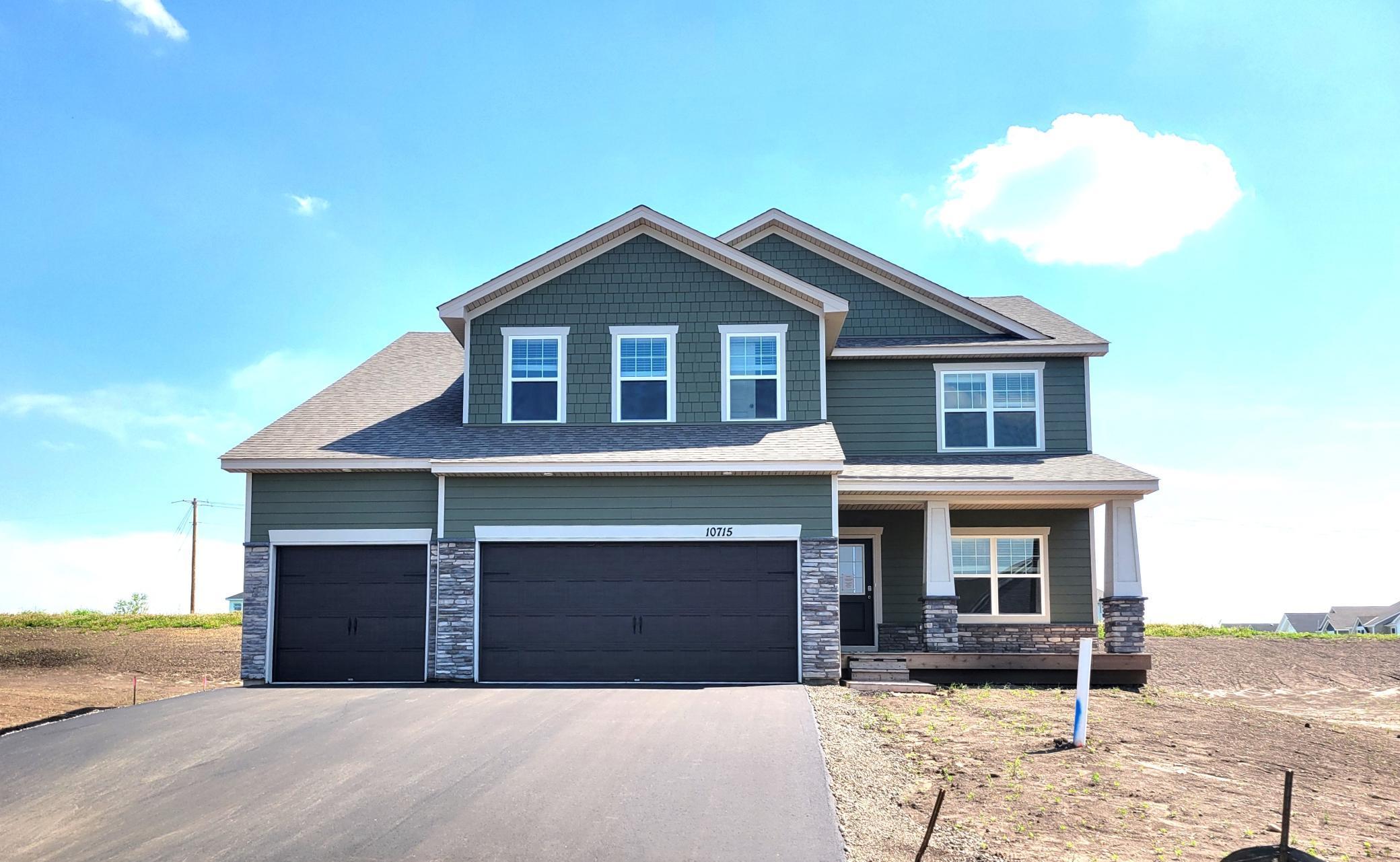 10715 Bent Pine Circle