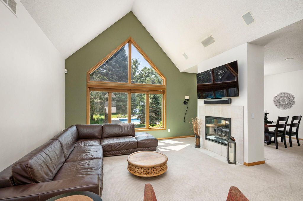 Photo of 245 Luisa Court, Chaska, MN 55318 (MLS # 7081225)