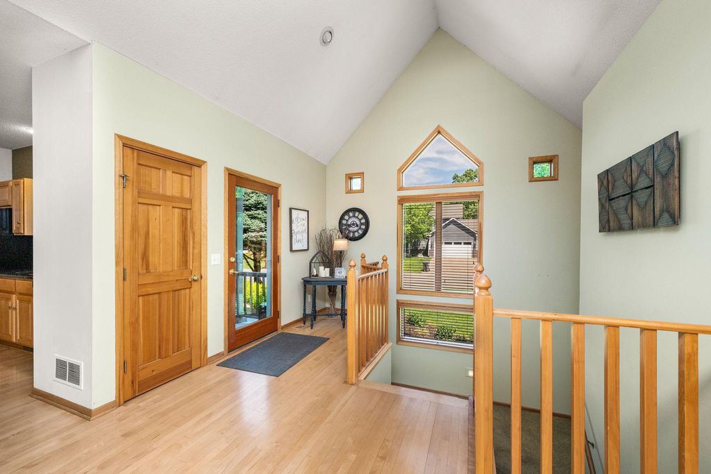 Photo of 245 Luisa Court, Chaska, MN 55318 (MLS # 7081225)