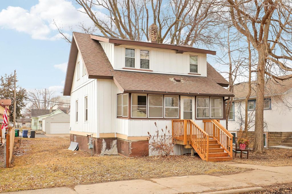 Photo of 2826 Grand Street NE, Minneapolis, MN 55418 (MLS # 7030867)