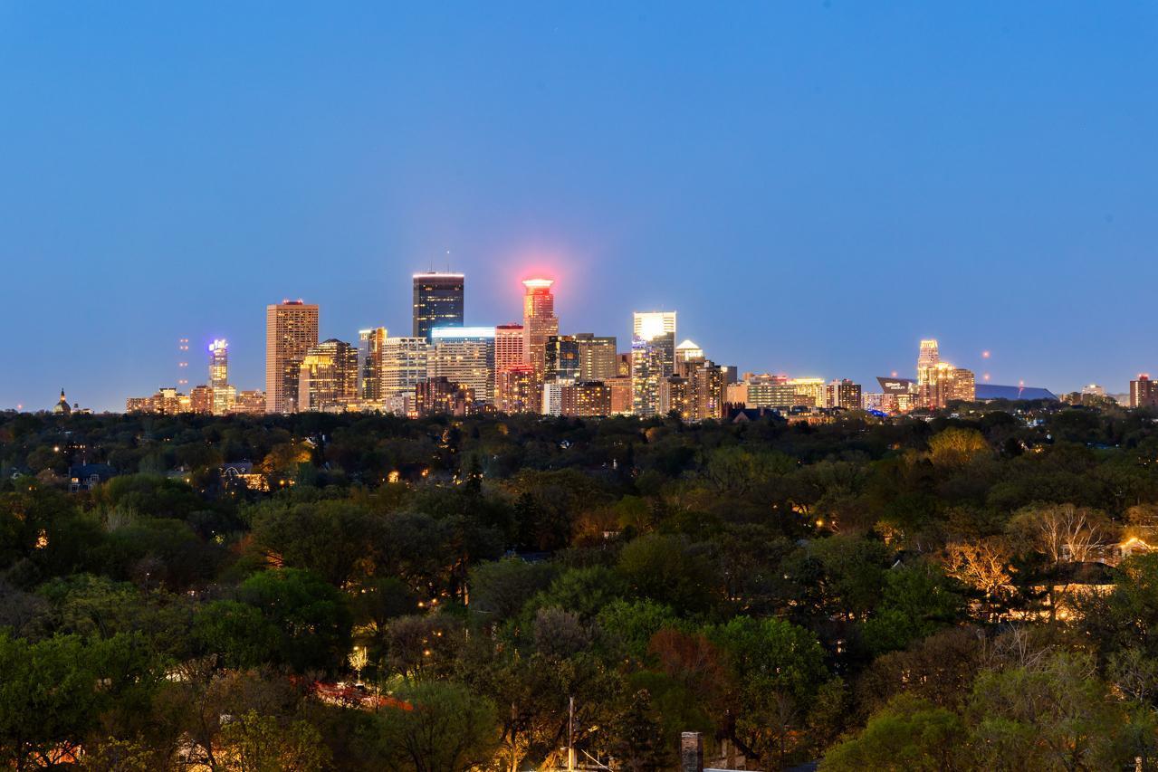 3145 Dean Court 1100