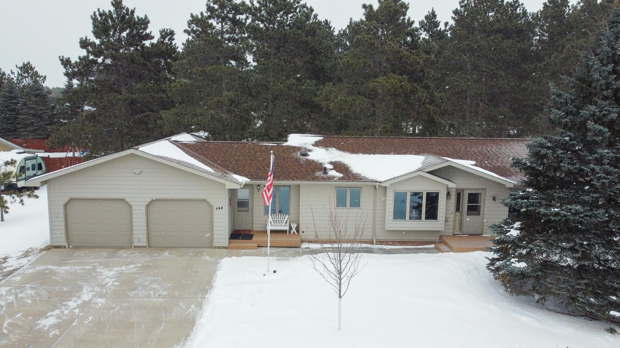 608 Forest View Avenue