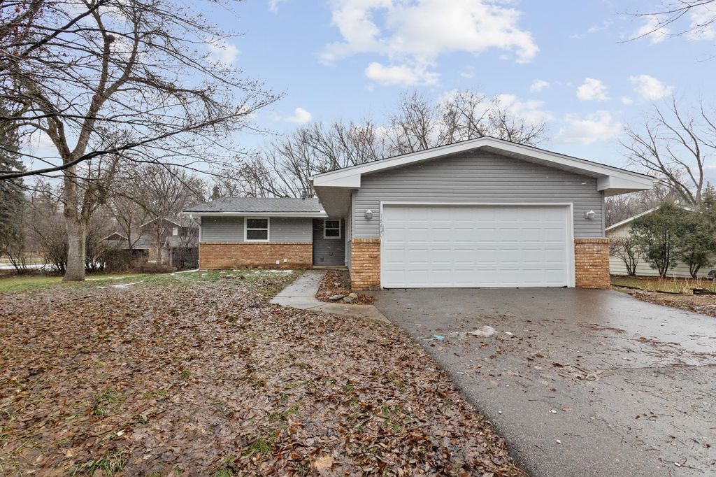 Photo of 16420 4th Avenue N, Plymouth, MN 55447 (MLS # 7047980)