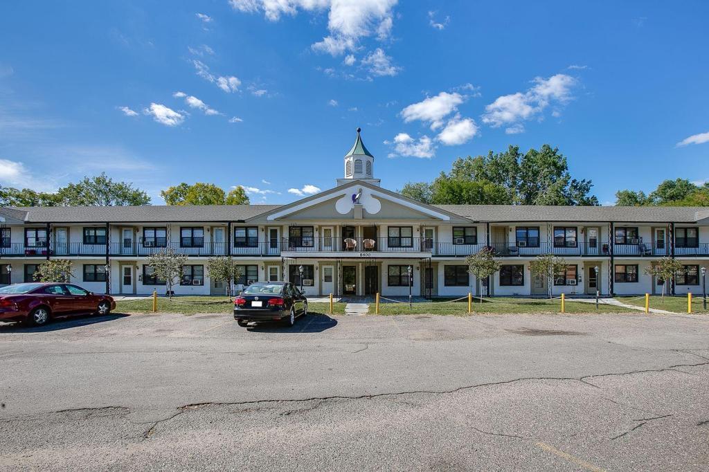 8400 Minnetonka Boulevard