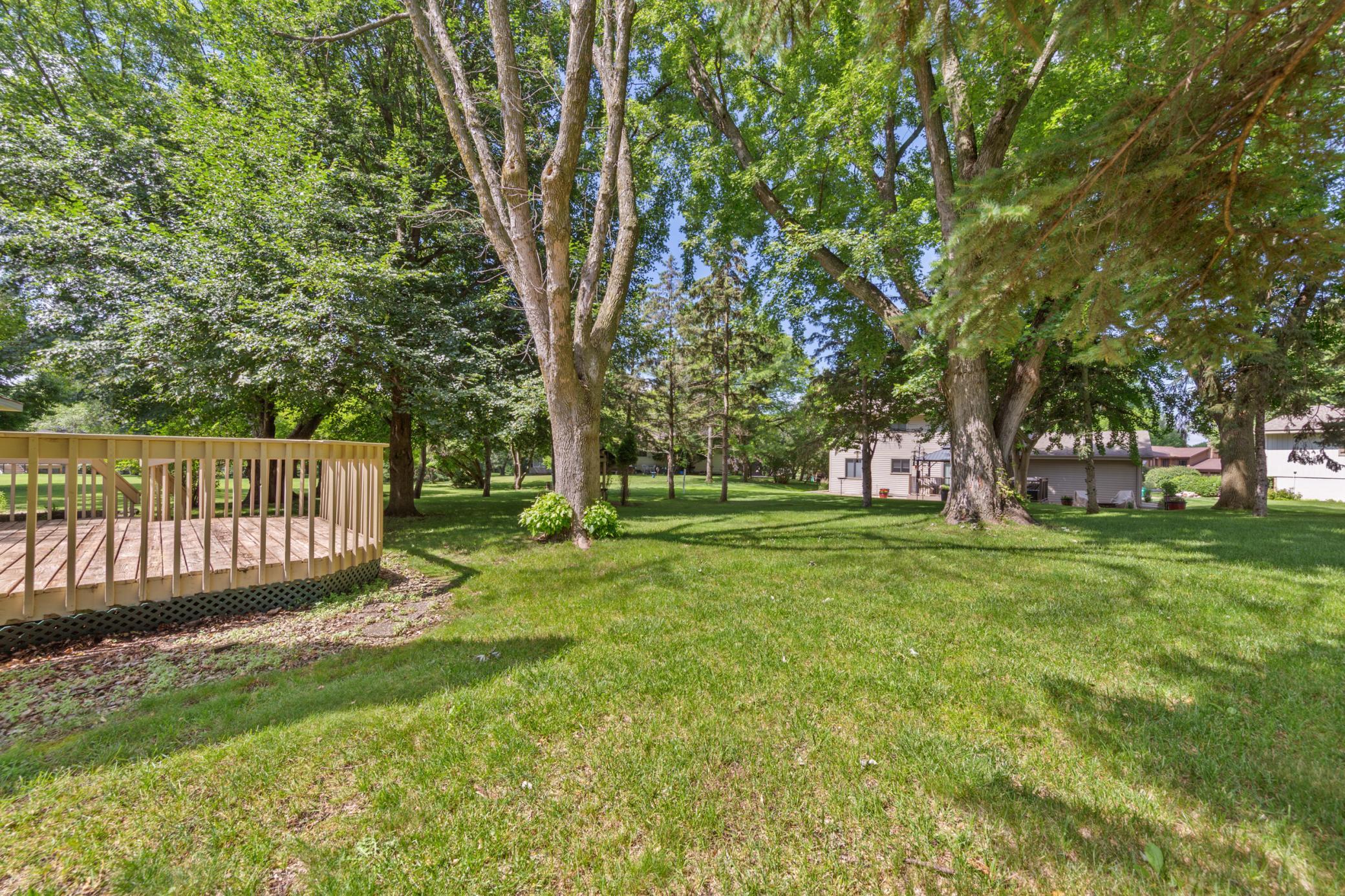3404 Red Oak Circle N