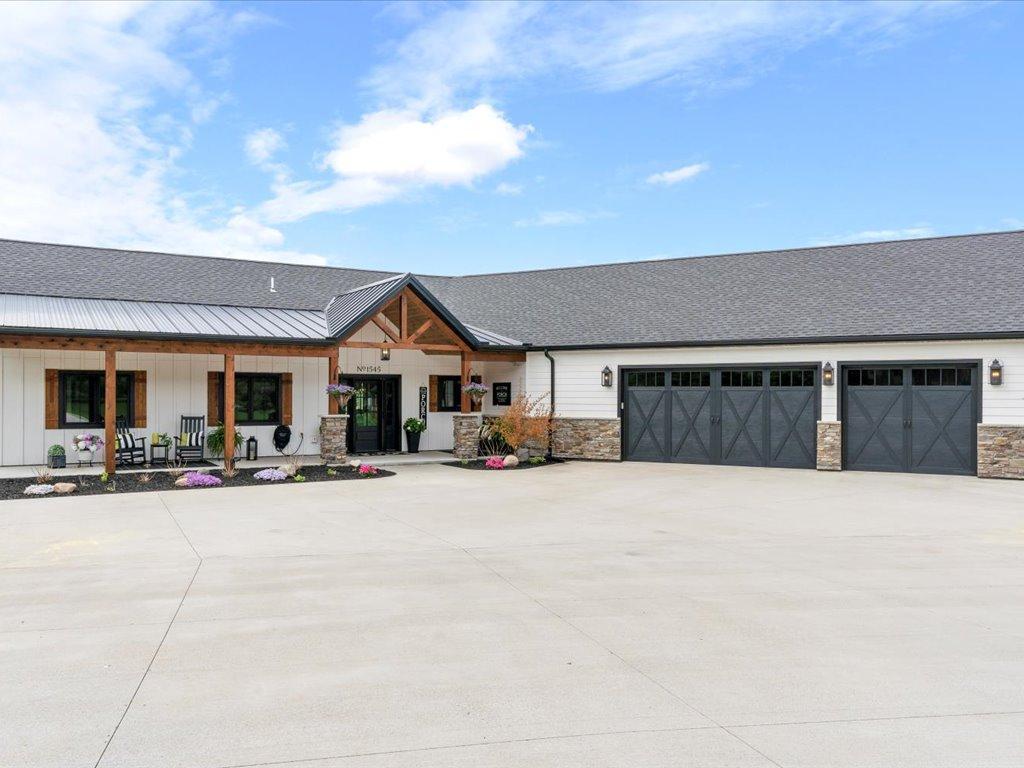 1545 Maplewood Ridge Road