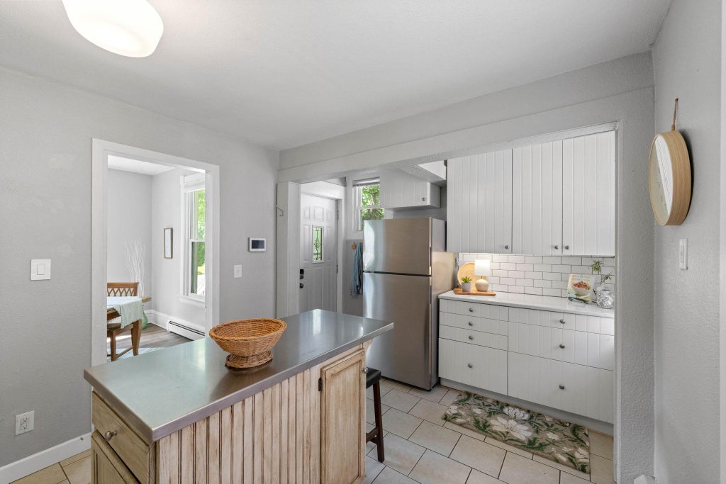 Photo of 633 Kent Street, Saint Paul, MN 55103 (MLS # 7100494)