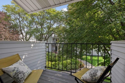 1705 Fulham Street G Lauderdale MN 55113