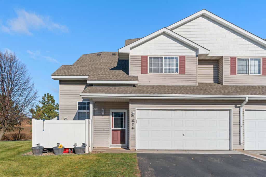 Photo of 1824 Bridgewater Boulevard S, Cambridge, MN 55008 (MLS # 7112193)