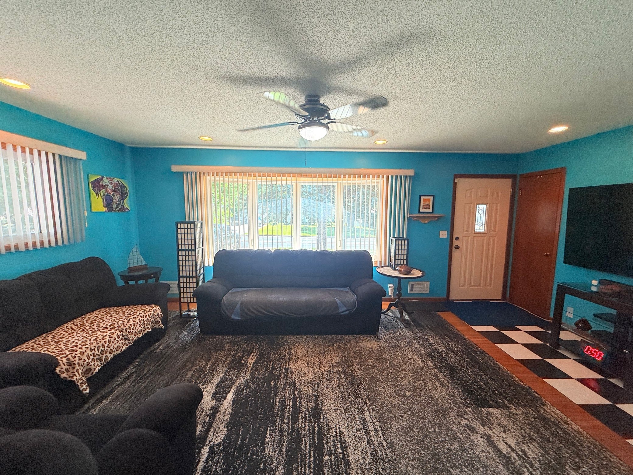 2055 English Street