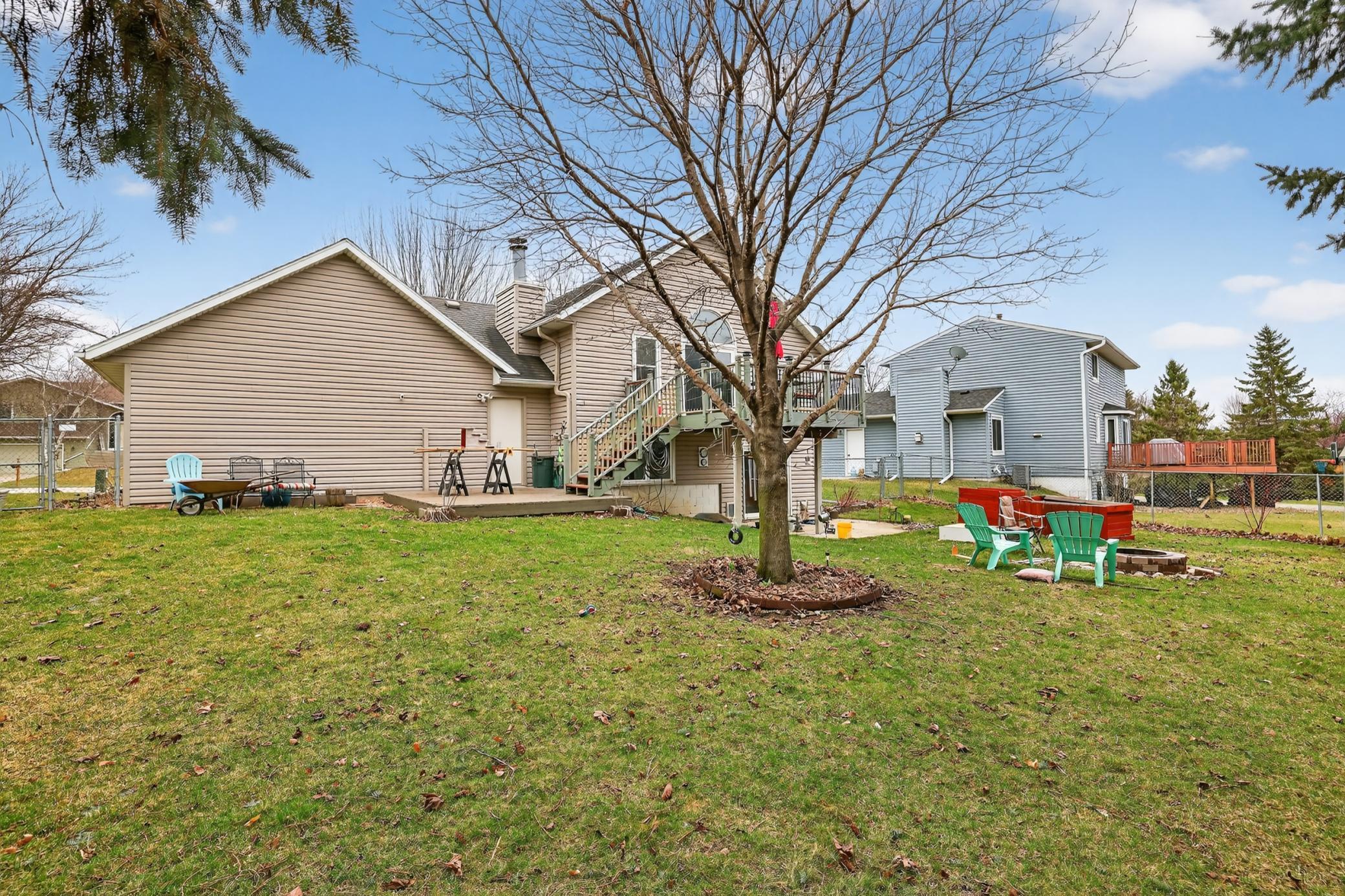 6219 Fairway Drive NW