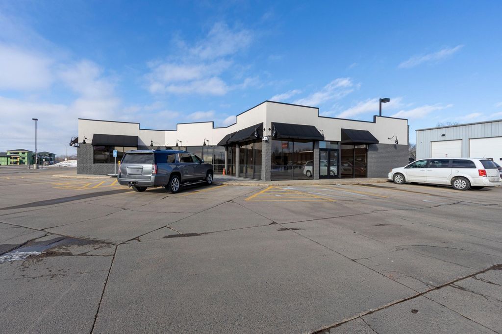 Photo of 211 Nokomis Street, Alexandria, MN 56308 (MLS # 7026595)