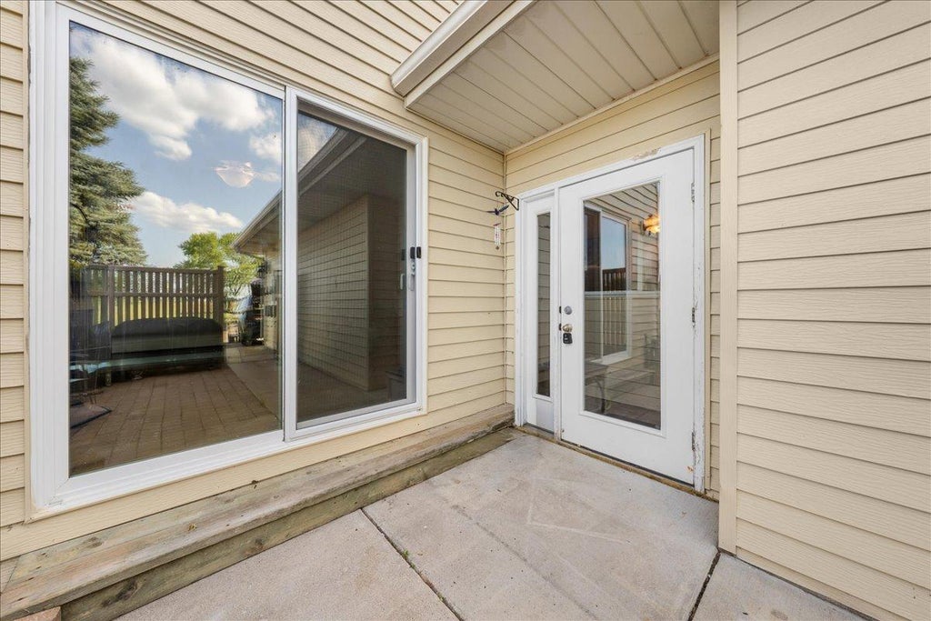 Photo of 3550 Cloman Way, Inver Grove Heights, MN 55076 (MLS # 7165740)